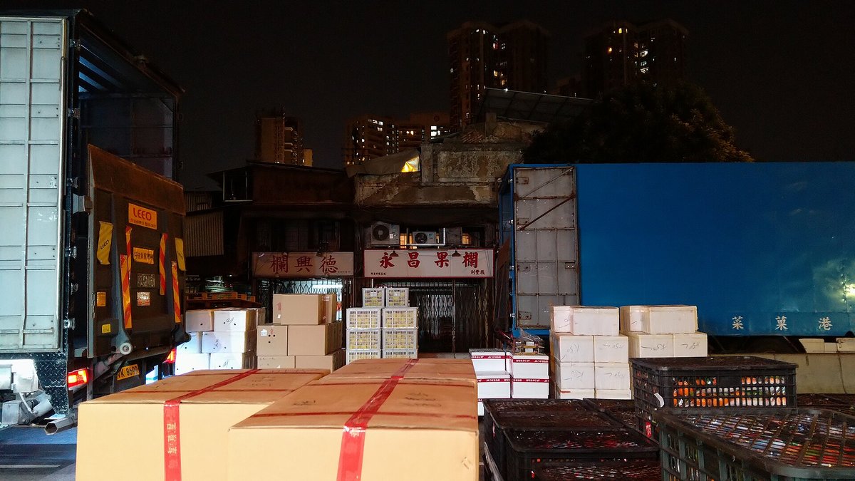 На рынке торгуются, в магазинах — нет